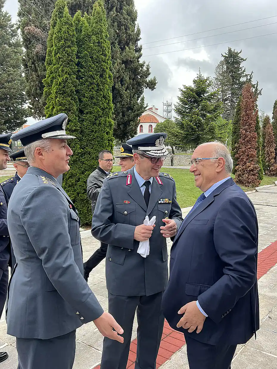 Εορτασμός στο στρατόπεδο «Μακεδονομάχων» στην Κοζάνη Εορτασμός στο στρατόπεδο «Μακεδονομάχων» στην Κοζάνη