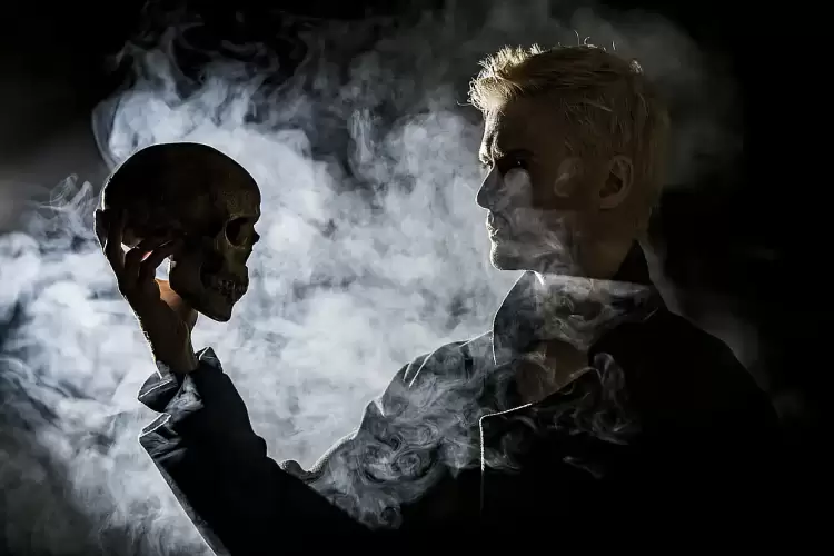 Εποχή Τέχνης: Άμλετ του Ουίλιαμ Σαίξπηρ