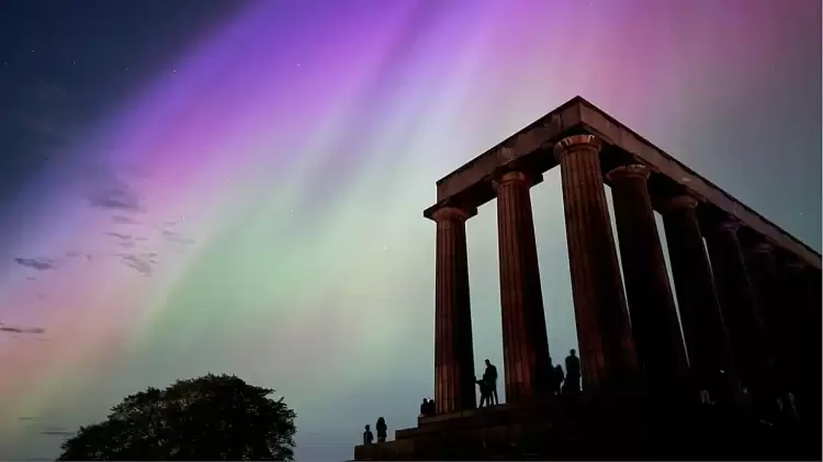 Γεωμαγνητική καταιγίδα χτυπά τη Γη – Μαγευτικές εικόνες από Ευρώπη και Αμερική