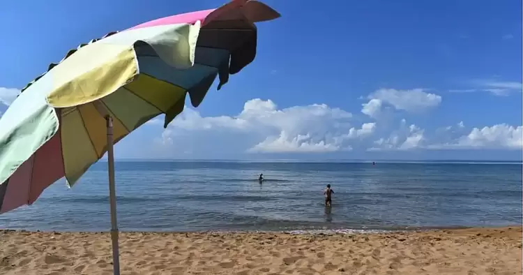 Καιρός: Ο Ιούνιος έρχεται και φέρνει 39άρια – Αναφορές ακόμα και για 42°C Καιρός: Ο Ιούνιος έρχεται και φέρνει 39άρια – Αναφορές ακόμα και για 42°c