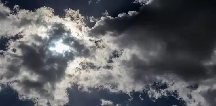 Ο καιρός σήμερα, Τρίτη 14/5: Συννεφιά με βροχές και άνοδος θερμοκρασίας Ο καιρός σήμερα, Τρίτη 14/5: Συννεφιά με βροχές και άνοδος θερμοκρασίας