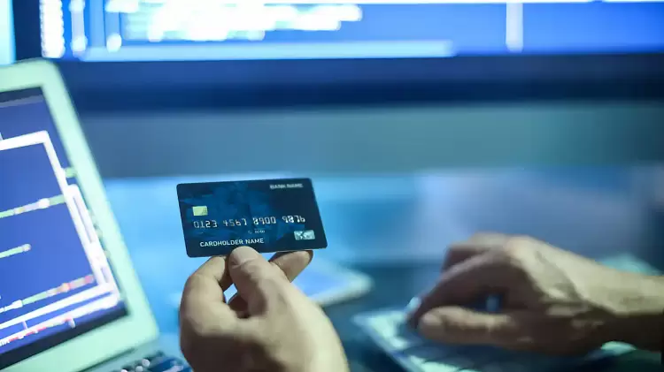 Κινεζικό δίκτυο E Shop πίσω από μία από τις μεγαλύτερες απάτες στον κόσμο – Εξαπάτησε πάνω από 800.000 ανθρώπους