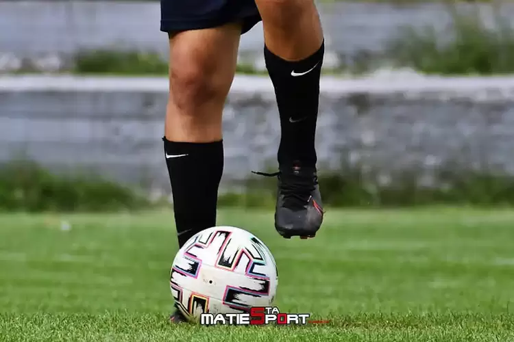 Οι… προσθήκες ομάδων στη SL2 Οι… προσθήκες ομάδων στη Sl2