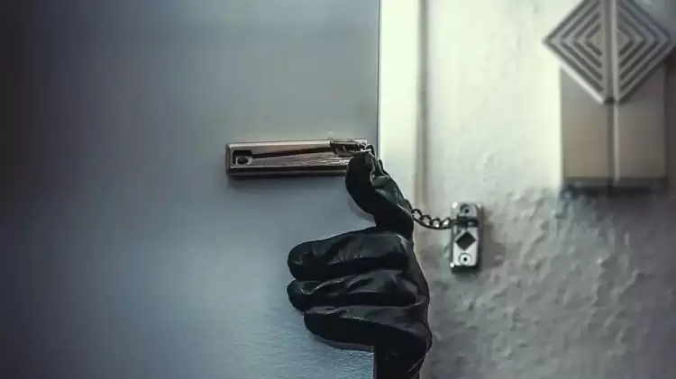 Σπείρα αλλοδαπών διέρρηξε σπίτια, μαγαζιά και σχολείο στην Κοζάνη