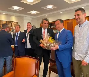 Στην Καστοριά ο Άδωνις Γεωργιάδης Στην Καστοριά ο Άδωνις Γεωργιάδης