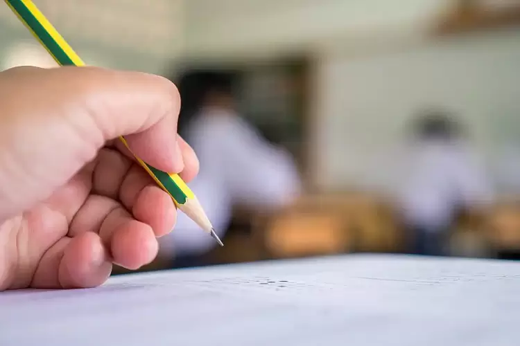 Στην τελική ευθεία για τις Πανελλαδικές – Πότε κλείνουν τα σχολεία, τι θα γίνει στις ευρωεκλογές