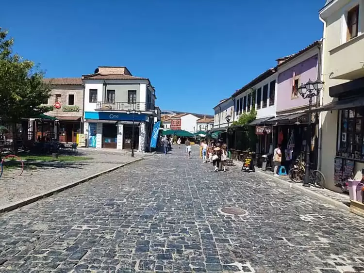 Ο Σύλλογος Γρεβενιωτών Κοζάνης διοργανώνει ημερήσια εκδρομή στην Βόρειο Ήπειρο της Αλβανίας Ο Σύλλογος Γρεβενιωτών Κοζάνης διοργανώνει ημερήσια εκδρομή στην Βόρειο Ήπειρο της Αλβανίας