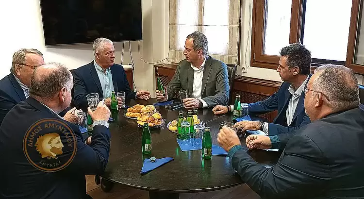 Συνάντηση του Δημάρχου Αμυνταίου, Ιωάννη Λιάση, με τον Υφυπουργό Εσωτερικών, Στάθη Κωνσταντινίδη