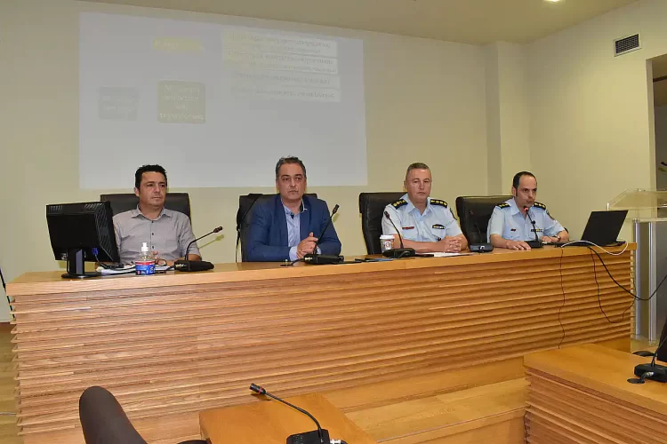 Συνεργασία Δήμου Κοζάνης Και Ελληνικής Αστυνομίας: Ενημέρωση Για Απάτες – Συμβουλές Και Οδηγίες