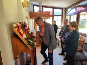 Θρησκευτικές εκδηλώσεις στον Ι.Ν Αγίας Γλυκερίας στη Βάρη για τον καταστροφικό σεισμό του 1995