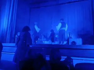 Η βασίλισσα του ρεμπέτικου στην Κοζάνη... (εικόνες) Η βασίλισσα του ρεμπέτικου στην Κοζάνη…