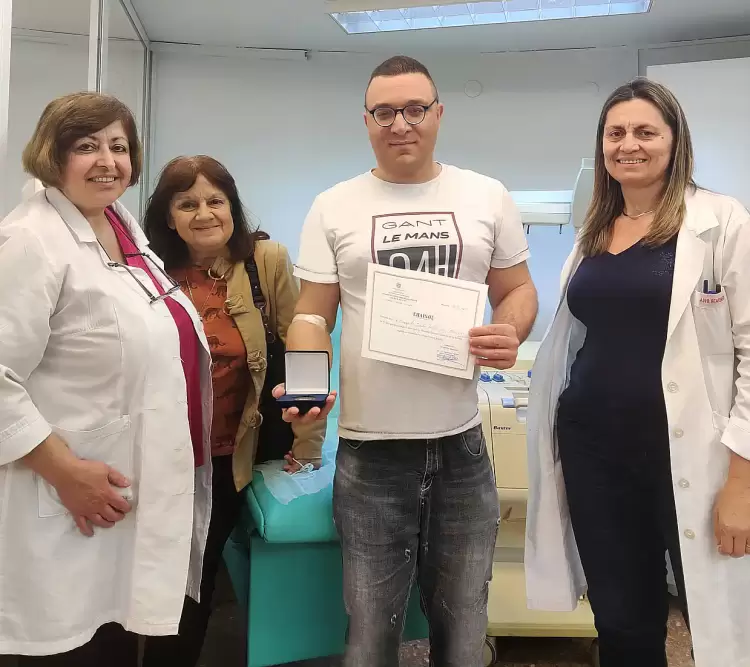 Βράβευση του εκπαιδευτικού Ιωάννη Κωνσταντίνου Τσακιρίδη από Αντικαρκινικό Νοσοκομείο Θεσσαλονίκης «Θεαγένειο» Βράβευση του εκπαιδευτικού Ιωάννη Κωνσταντίνου Τσακιρίδη από Αντικαρκινικό Νοσοκομείο Θεσσαλονίκης «Θεαγένειο»