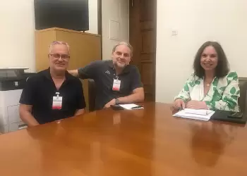 Καλλιόπη Βέττα: Συνάντηση με Τουριστικούς Συνοδούς