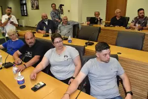 Κώστας Βόμβας: «Μέλημά μας η γρήγορη διεκπεραίωση των αιτημάτων των Κοινοτήτων, πετυχαίνοντας στόχους και χρόνους» Κώστας Βόμβας: «Μέλημά μας η γρήγορη διεκπεραίωση των αιτημάτων των Κοινοτήτων, πετυχαίνοντας στόχους και χρόνους»