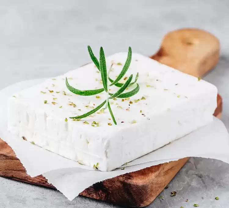 Νέα Αριστερά: «Ασυδοσία στην αγορά φέτας»