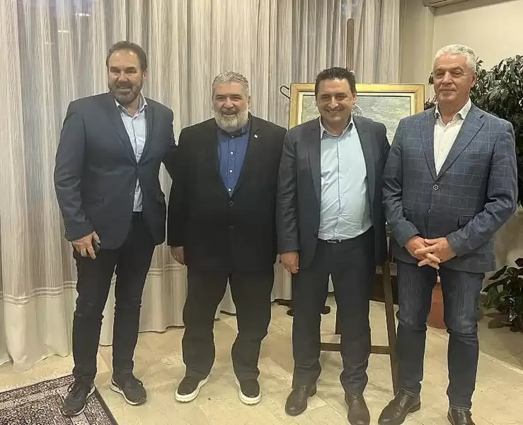 Συνεργασία των δημάρχων Φλώρινας, Αμυνταίου, Εορδαίας, Έδεσσας και Αλμωπίας Συνεργασία των δημάρχων Φλώρινας, Αμυνταίου, Εορδαίας, Έδεσσας και Αλμωπίας