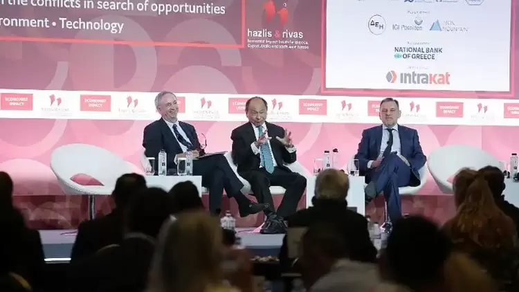 Economist – Φράνσις Φουκουγιάμα: Δίλημμα Δημοκρατίας ποιος θα ρυθμίσει την Τεχνητή Νοημοσύνη Economist – Φράνσις Φουκουγιάμα: Δίλημμα Δημοκρατίας ποιος θα ρυθμίσει την Τεχνητή Νοημοσύνη