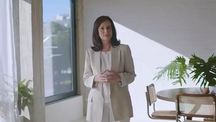 Η Άννα Διαμαντοπούλου υποψήφια για την ηγεσία του ΠΑΣΟΚ