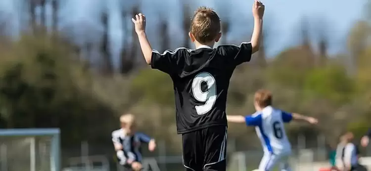 Αθλητισμός ή πρωταθλητισμός; Αθλητισμός ή πρωταθλητισμός;