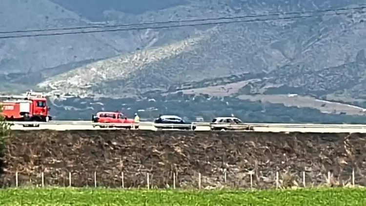 Αυτοκίνητο πήρε φωτιά στο ύψος της Κοιλάδας 