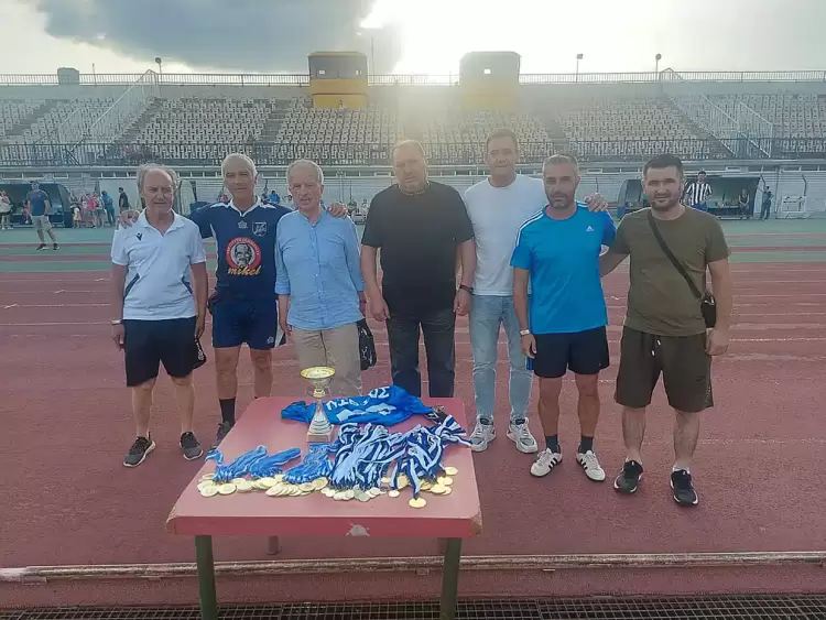 Χαμόγελα, μπουγέλα και διακρίσεις στην τελετή λήξης της Ακαδημίας Ποδοσφαίρου του ΠΑΣ ΦΛΩΡΙΝΑ