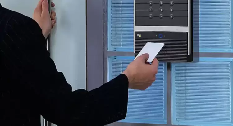 ΕΒΕ Κοζάνης: Αναγκαία η παράταση στην εφαρμογή της Ψηφιακής Κάρτας Εργασίας στις επιχειρήσεις έως την 1 Ιανουαρίου 2025