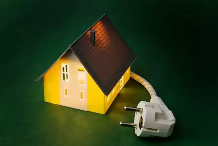 Ηλεκτρικό ρεύμα οι εξελίξεις για τις επιδοτήσεις Kαι τον έκτακτο φόρο στους ηλεκτροπαραγωγούς