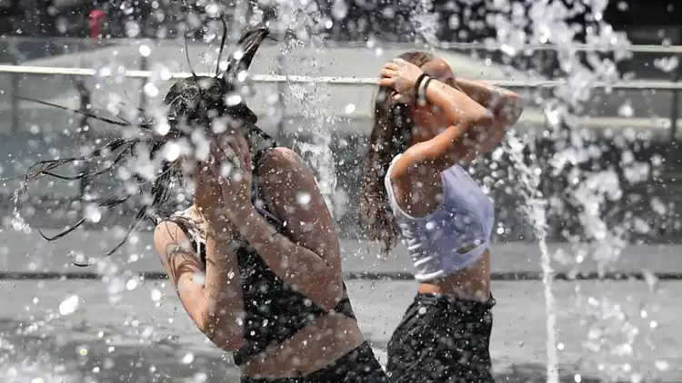 Καιρός: Έκτακτο δελτίο της ΕΜΥ για τον καύσωνα - Πότε κορυφώνεται, ποιες περιοχές θα δουν 43άρια Καιρός: Έκτακτο δελτίο της ΕΜΥ για τον καύσωνα – Πότε κορυφώνεται, ποιες περιοχές θα δουν 43άρια