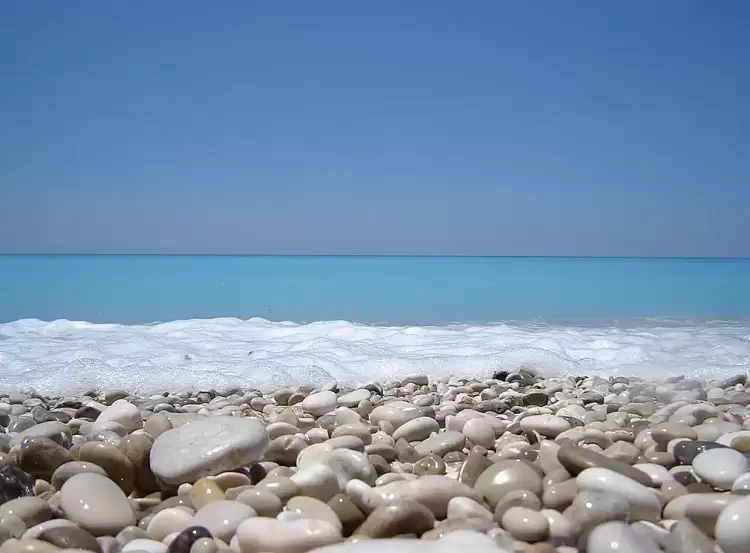 Ο καιρός σήμερα, Παρασκευή 19/7: Γενικά αίθριος με υψηλές θερμοκρασίες και μπόρες