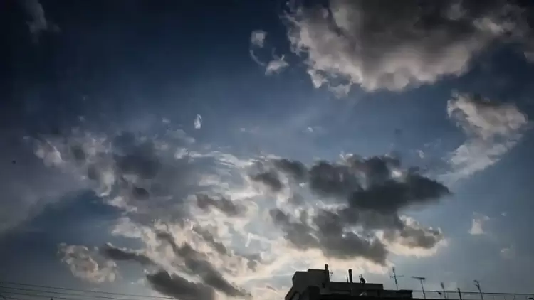 Ο καιρός σήμερα, Τετάρτη 24/7: Νεφώσεις με τοπικές βροχές και σποραδικές καταιγίδες