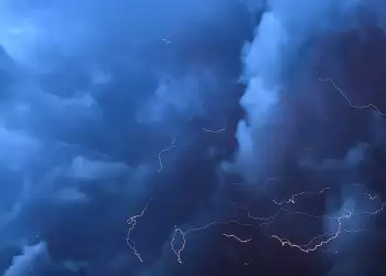 Ο καιρός σήμερα, Τετάρτη 3/7: Bροχές με καταιγίδες και πτώση θερμοκρασίας