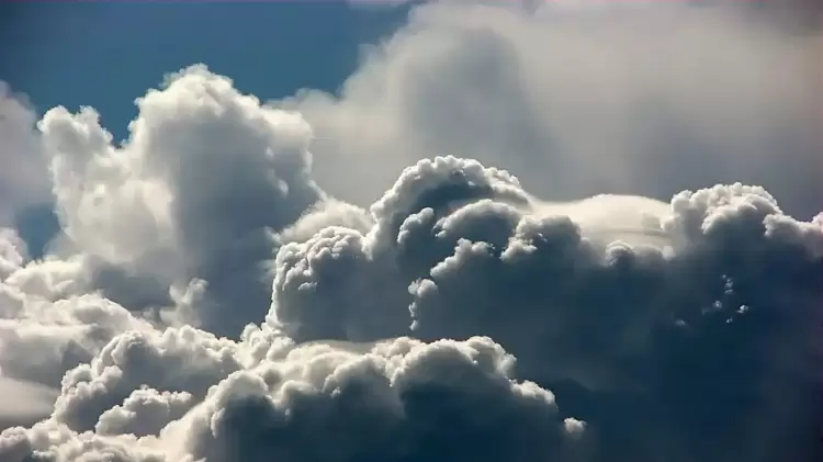 Ο καιρός σήμερα, Τρίτη 2/7: Συννεφιά με τοπικές βροχές και βαθμιαία καταιγίδες