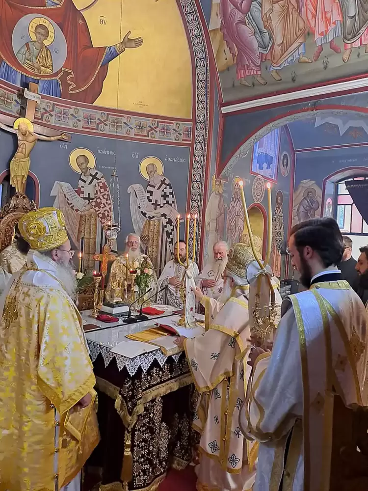 Με ιδιαίτερη λαμπρότητα εορτάστηκε φέτος η μνήμη της πολιούχου, των Σερβίων Αγίας Κυριακής