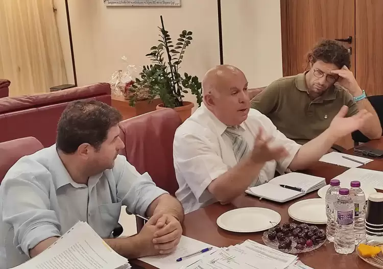 Σύσκεψη στην Περιφέρεια Δυτικής Μακεδονίας με αποκλειστικό θέμα τη δημιουργία του Εθνικού Κέντρου Παλαιοντολογίας στη πόλη των Γρεβενών Σύσκεψη στην Περιφέρεια Δυτικής Μακεδονίας με αποκλειστικό θέμα τη δημιουργία του Εθνικού Κέντρου Παλαιοντολογίας στη πόλη των Γρεβενών