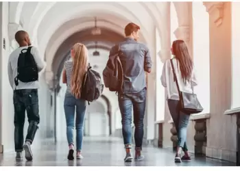 Το φοιτητικό στεγαστικό επίδομα 2024, κυμαίνεται από 1.500 έως και 2.500 ευρώ