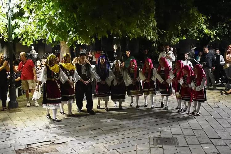 Η 9η Γιορτή Παραδοσιακών Χορών “Περικλής Τρύφων” στο “Πολιτιστικό Καλοκαίρι” του Δήμου Φλώρινας