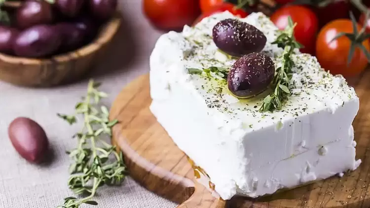 H Ελληνική Φέτα ΠΟΠ σε κίνδυνο - Η πανώλη απειλεί το «λευκό χρυσό» της Ελλάδας H Ελληνική Φέτα ΠΟΠ σε κίνδυνο – Η πανώλη απειλεί το «λευκό χρυσό» της Ελλάδας