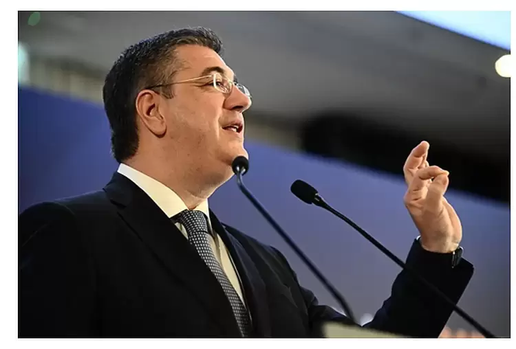 O Αποστόλης Tζιτζικωστας Νέος Επίτροπος της Ελλάδας στην Κομισιόν O Αποστόλης Tζιτζικωστας Νέος Επίτροπος της Ελλάδας στην Κομισιόν