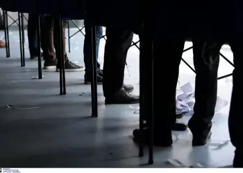 Αν είχαμε εκλογές τώρα: Πρώτη η ΝΔ με πτώση, πέμπτο κόμμα ο ΣΥΡΙΖΑ – Μπροστά ο Δούκας για την ηγεσία του ΠΑΣΟΚ 