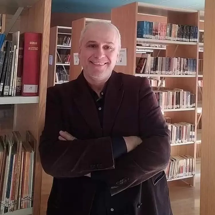 Βασίλης Παπαποστόλου: "Είμαι τρομερά τυχερός και υπερήφανος, που έχω την τιμή να προΐσταμαι στην πλέον "ευαίσθητη" και ανθρωποκεντρική Αντιδημαρχεία του Δήμου Κοζάνης" Αυτόματο προσχέδιο