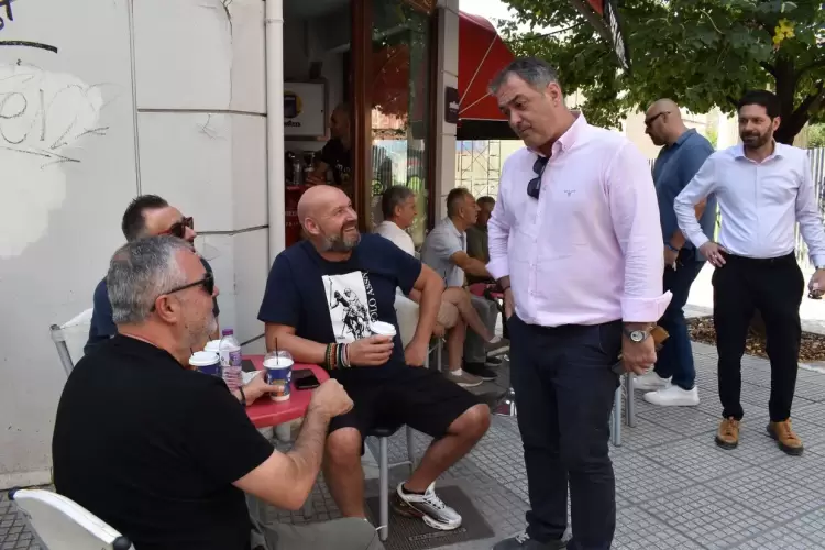 Ο Δήμαρχος Κοζάνης Γιάννης Κοκκαλιάρης στο έργο της Πλατείας Λασσάνη – Επίσκεψη στους ελεύθερους επαγγελματίες της περιοχής Ο Δήμαρχος Κοζάνης Γιάννης Κοκκαλιάρης στο έργο της Πλατείας Λασσάνη – Επίσκεψη στους ελεύθερους επαγγελματίες της περιοχής