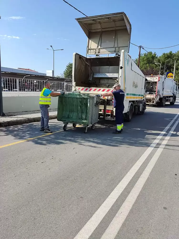 Εργασίες καθαρισμού και πλύσης κάδων απορριμμάτων από τον Δήμο Αμυνταίου