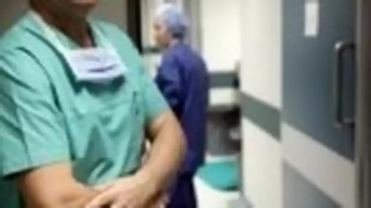 Οικονομικά κίνητρα για τους γιατρούς στις άγονες περιοχές και € 7.000 επίδομα το χρόνο σε έξι ιατρικές ειδικότητες 