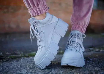 Ποιες είναι οι τάσεις στα παπούτσια για το 2024;