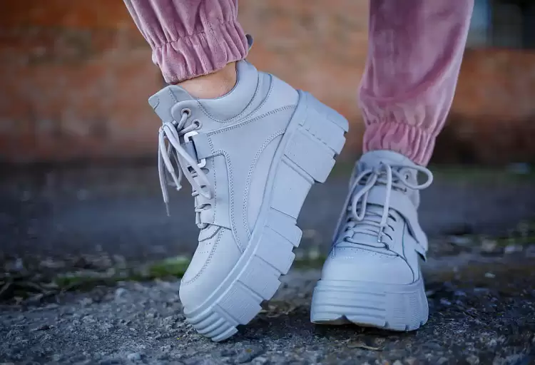 Ποιες είναι οι τάσεις στα παπούτσια για το 2024;