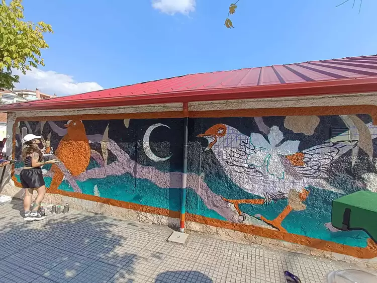 Η πρώτη τοιχογραφία ολοκληρώθηκε με επιτυχία στην αρχή της οδού της Μοναστηρίου στην Κοζάνη! Η πρώτη τοιχογραφία ολοκληρώθηκε με επιτυχία στην αρχή της οδού της Μοναστηρίου στην Κοζάνη!