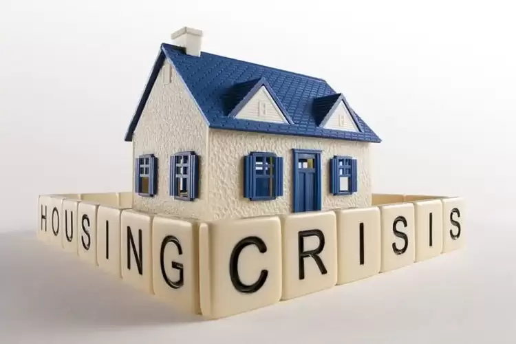 Στεγαστική κρίση: Η Ee απαντά με «Επίτροπο Στέγασης»