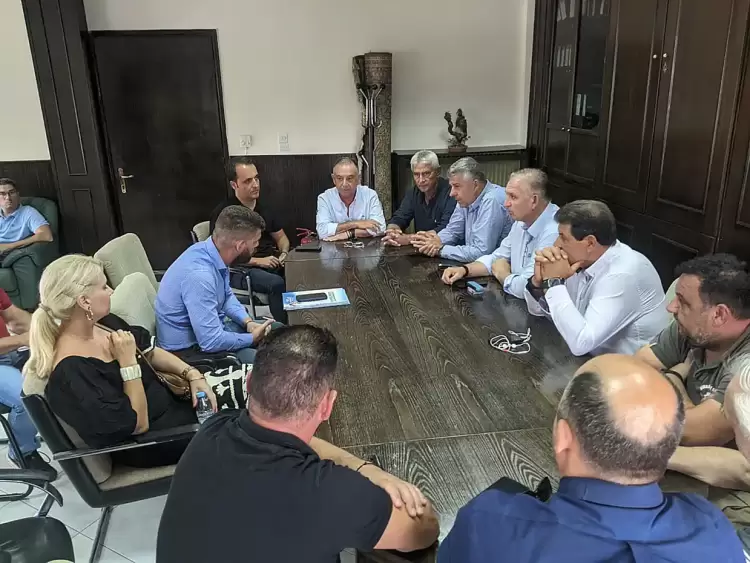 Στον Έβρο ο υφυπουργός, Χρήστος Κέλλας και ο ΓΓ, Γιώργος Στρατάκος, για τα τέσσερα κρούσματα ευλογιάς σε πρόβατα Στον Έβρο ο υφυπουργός, Χρήστος Κέλλας και ο ΓΓ, Γιώργος Στρατάκος, για τα τέσσερα κρούσματα ευλογιάς σε πρόβατα