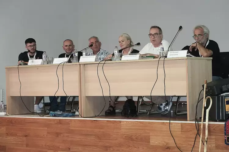 Σύλλογος Κρόκου: Ο Ιωακείμ Λιούλιας μεγαλώνει.