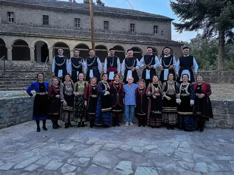 Το χορευτικό τμήμα του Συλλόγου Γρεβενιωτών Κοζάνης συμμετείχε στο 1ο εργαστήρι λιθοδομής